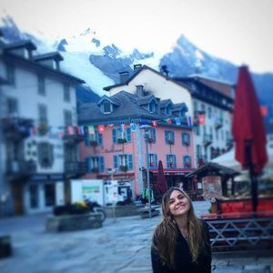 Meet your Posher, Julie